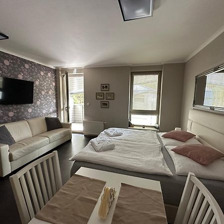 Harrachov Resident Apartments "Terrace & Chill" - High Speed Wifi, Smart Tv, Netflix, Disney Plus 외부 사진