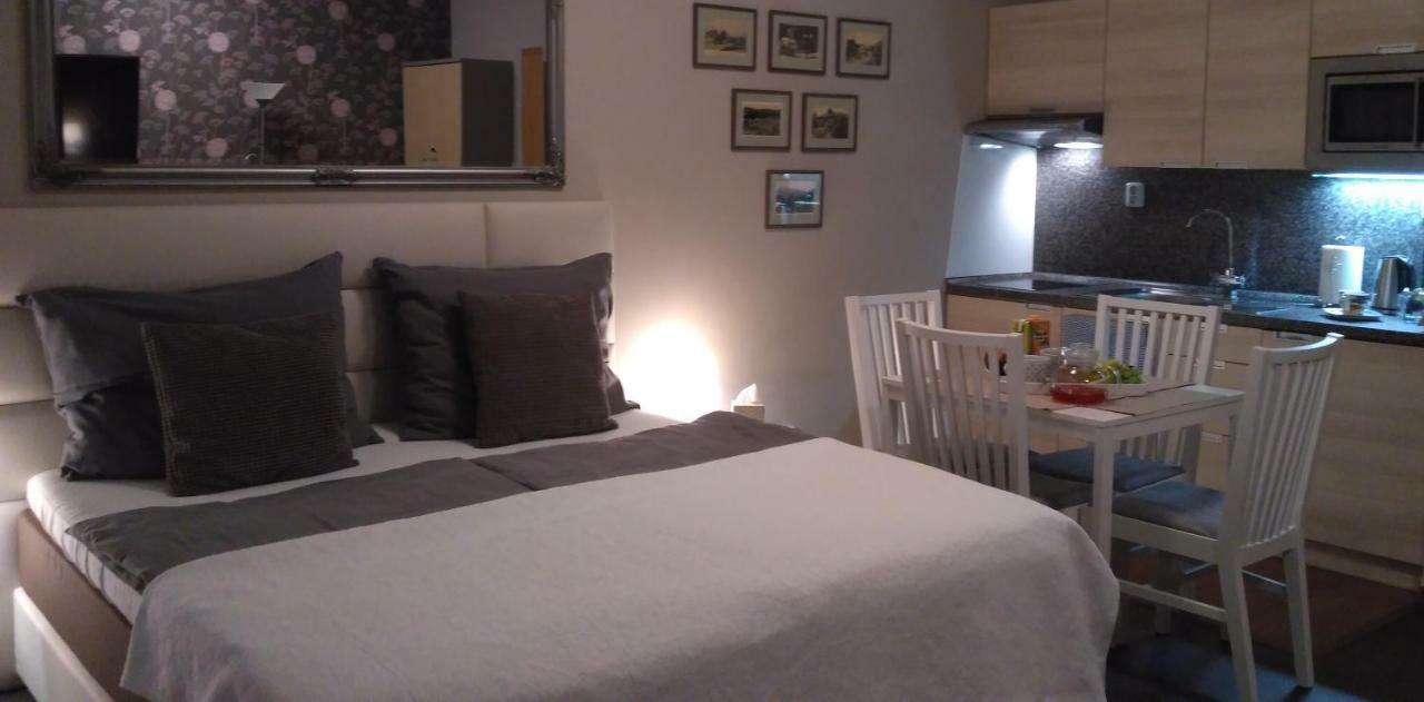 Harrachov Resident Apartments "Terrace & Chill" - High Speed Wifi, Smart Tv, Netflix, Disney Plus 외부 사진